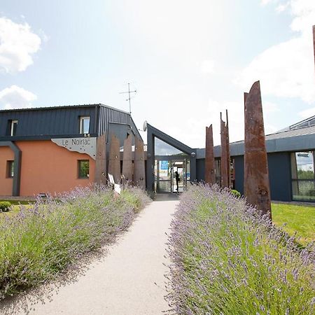 Le Noirlac Saint-Amand-Mont-Rond Exterior foto